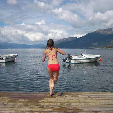 Fjordhytte-1 Ist Eine Schoene Huette Bei Am Hardangerfjord Mit Grandiosem Fjordpanorama, 20 Ps Motorboot Mietbar Vakantiehuis *