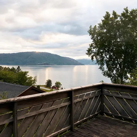 Fjordhytte-1 Ist Eine Schoene Huette Bei Am Hardangerfjord Mit Grandiosem Fjordpanorama, 20 Ps Motorboot Mietbar * Aenes