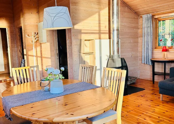 Casa de Férias Fjordhytte-1 Ist Eine Schoene Huette Bei Am Hardangerfjord Mit Grandiosem Fjordpanorama, 20 Ps Motorboot Mietbar *