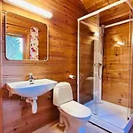 Holiday home Fjordhytte-1 Ist Eine Schoene Huette Bei Am Hardangerfjord Mit Grandiosem Fjordpanorama, 20 Ps Motorboot Mietbar Aenes