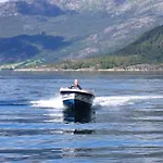 Holiday home Fjordhytte-1 Ist Eine Schoene Huette Bei Am Hardangerfjord Mit Grandiosem Fjordpanorama, 20 Ps Motorboot Mietbar