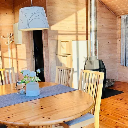 Casa de Férias Fjordhytte-1 Ist Eine Schoene Huette Bei Am Hardangerfjord Mit Grandiosem Fjordpanorama, 20 Ps Motorboot Mietbar *